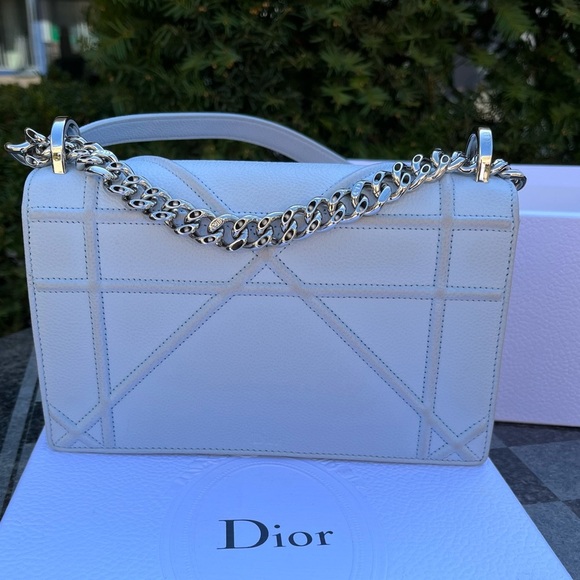 Euc💝Christian Dior Grained Calfskin Medium Diorama Flap Bag - Picture 2 of 15